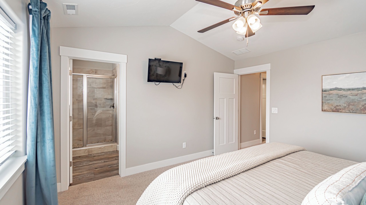 Photo of Bedroom in Ammon