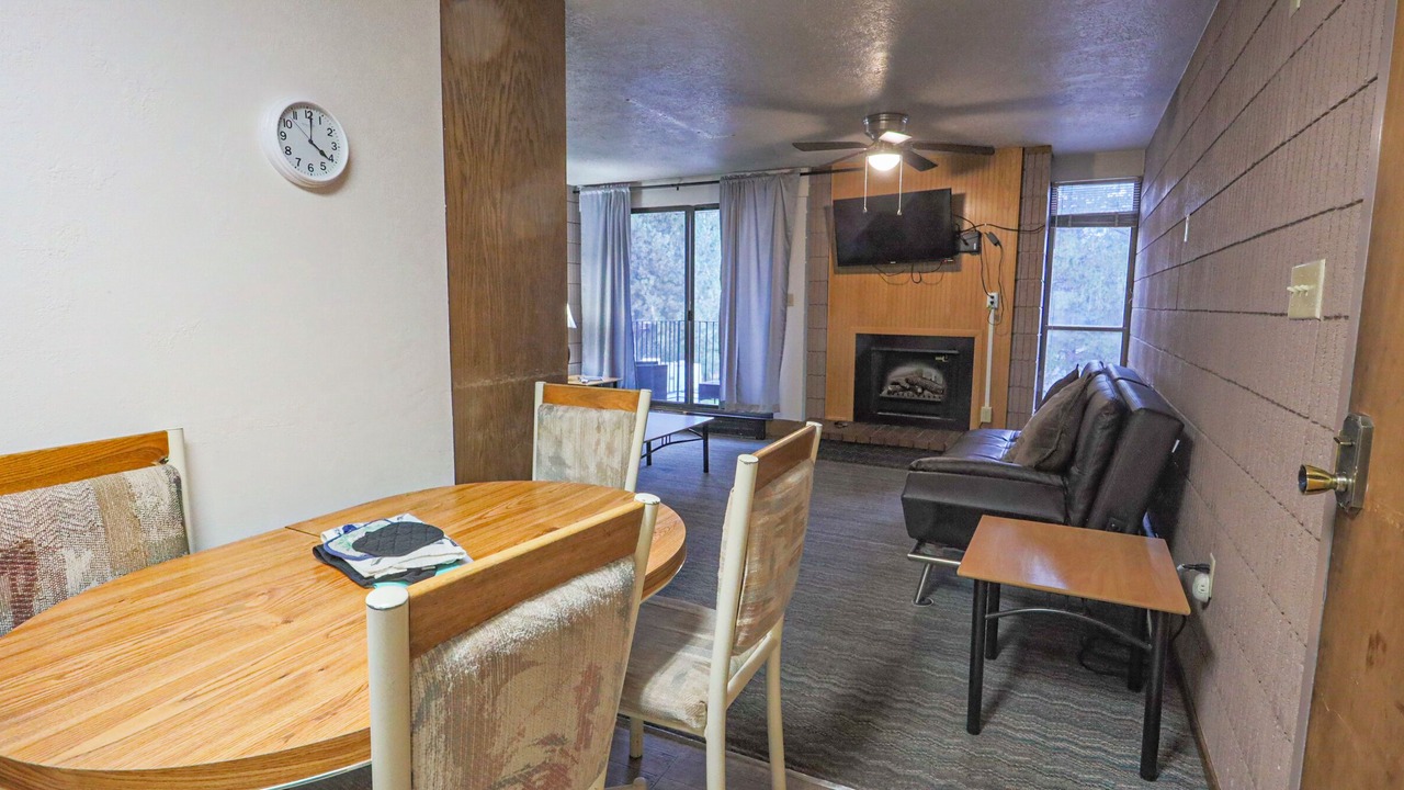 Photo of Livingroom in Lava Hot Springs