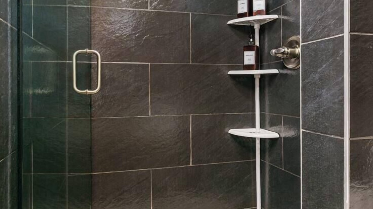 Photo of Bathroom in Lava Hot Springs