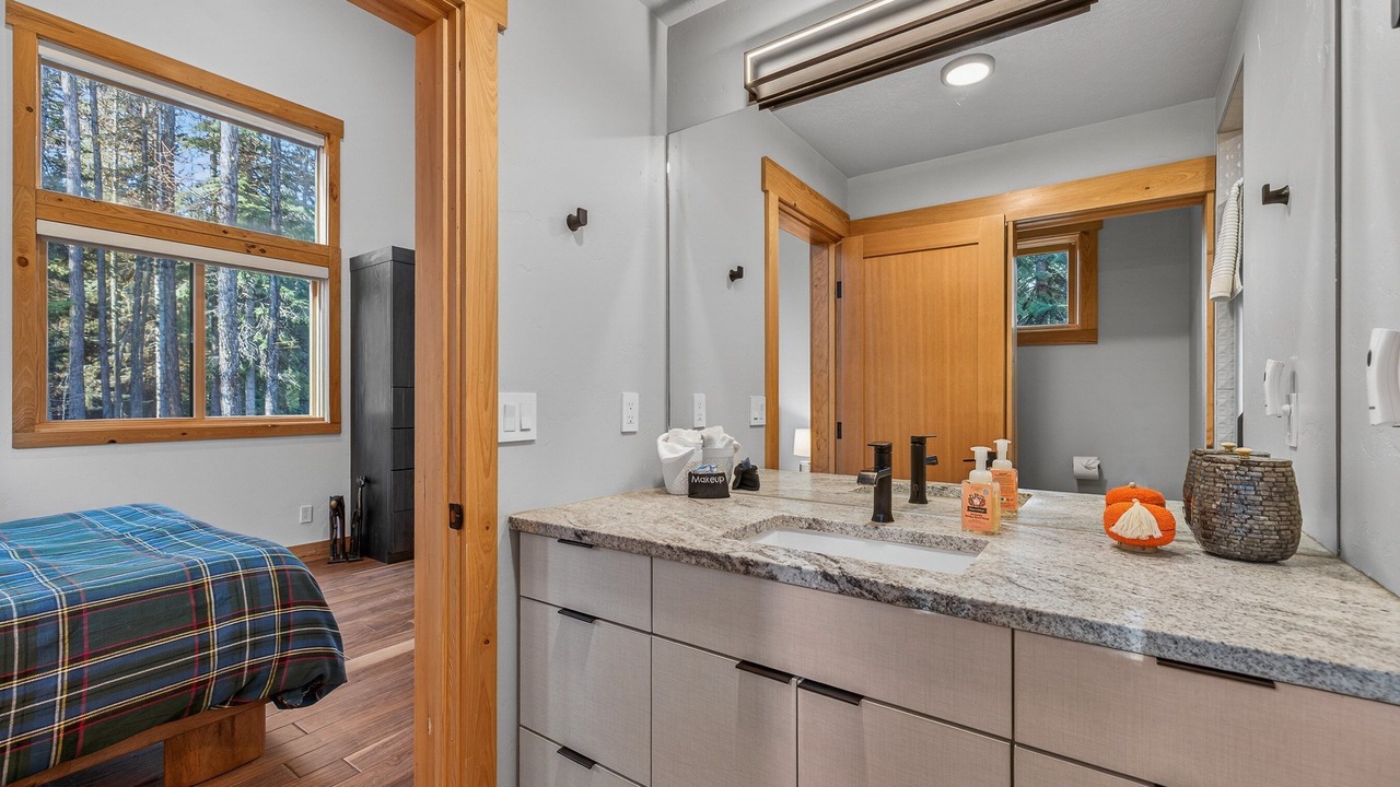 Photo of Bathroom in Tamarack Resort