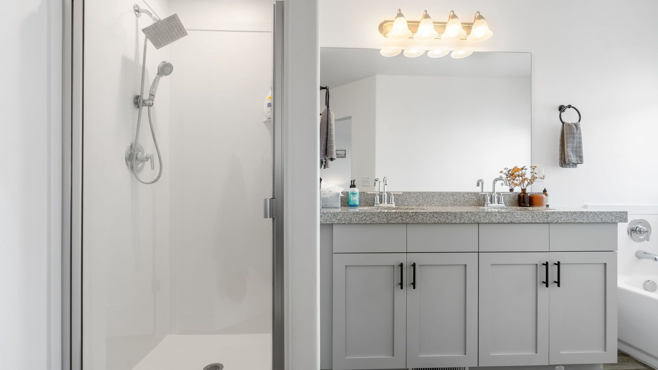 Photo of Bathroom in Eagle Mountain