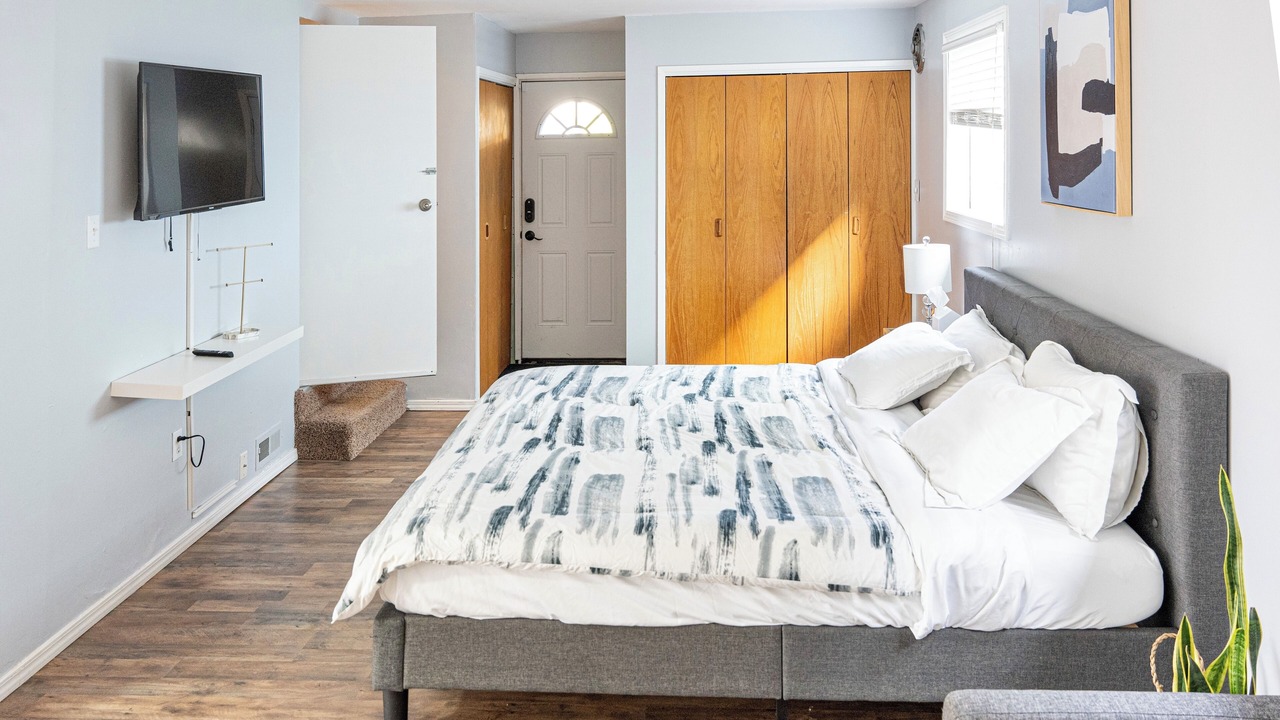 Photo of Bedroom in Renton