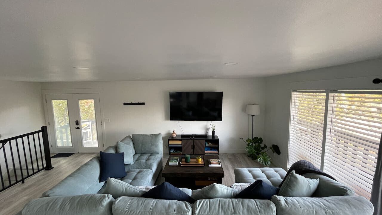 Photo of Livingroom in Millcreek