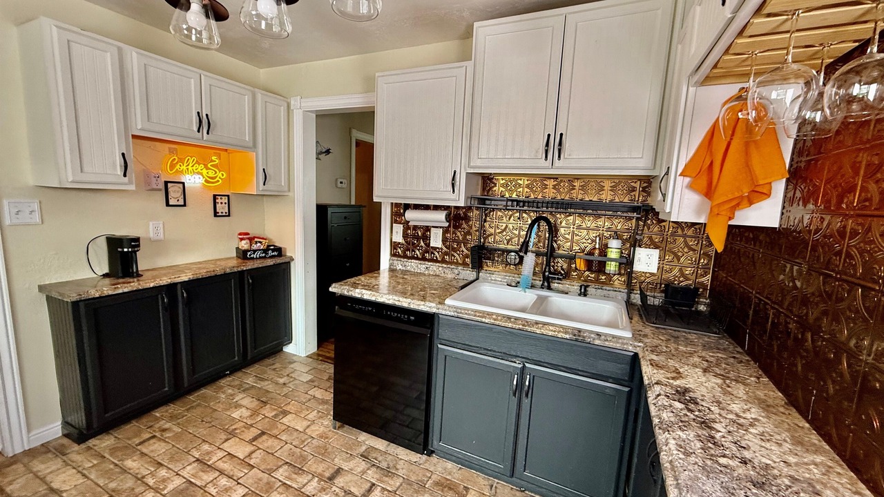 Photo of Kitchen in Midvale
