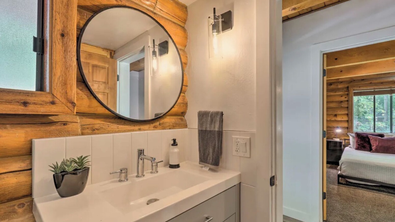 Photo of Bathroom in Snowbird