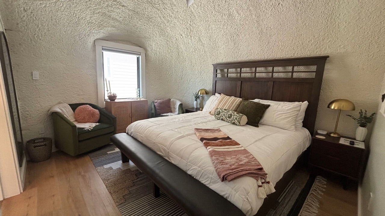 Photo of Bedroom in Garden City