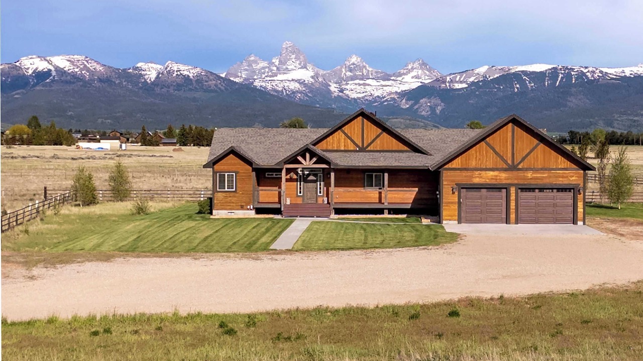 Photo of Others in Leigh Creek Estates