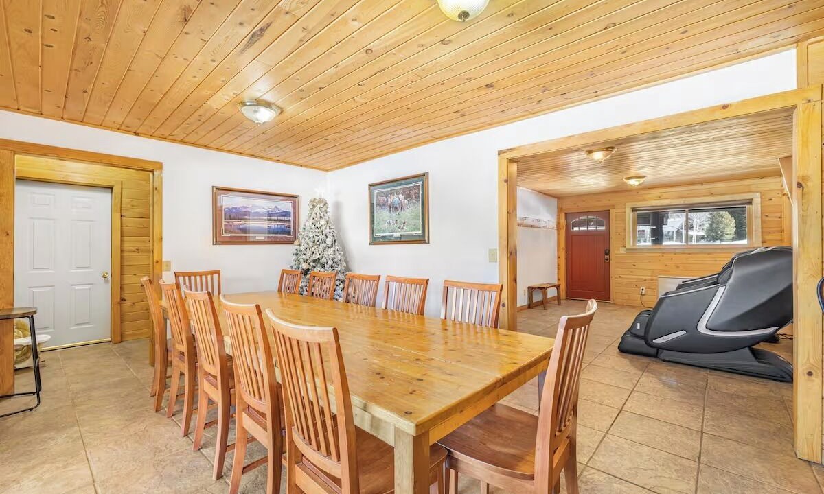 Photo of Bedroom in Lazy Acres