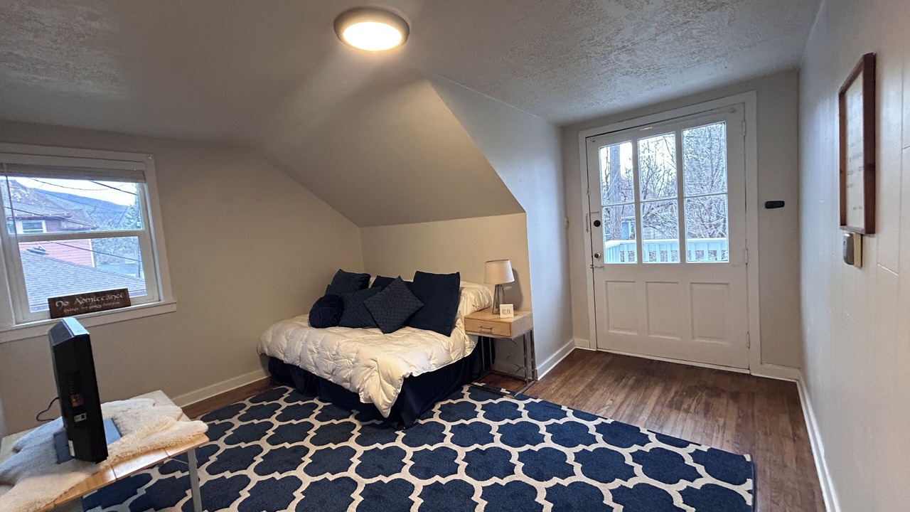 Photo of Bedroom in Lower Avenues