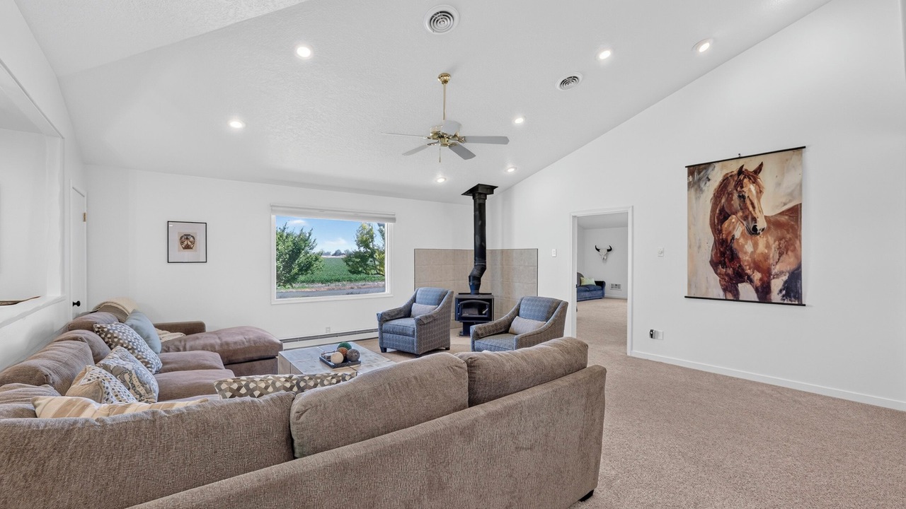 Photo of Livingroom in Gooding County