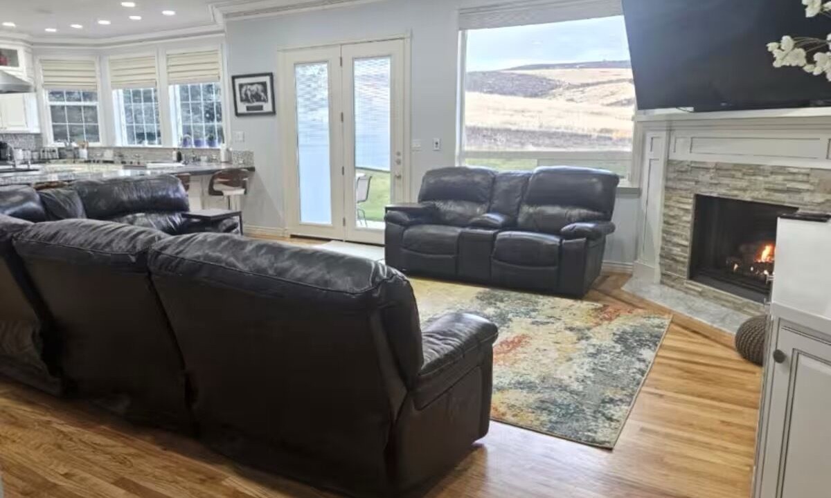 Photo of Livingroom in Pocatello