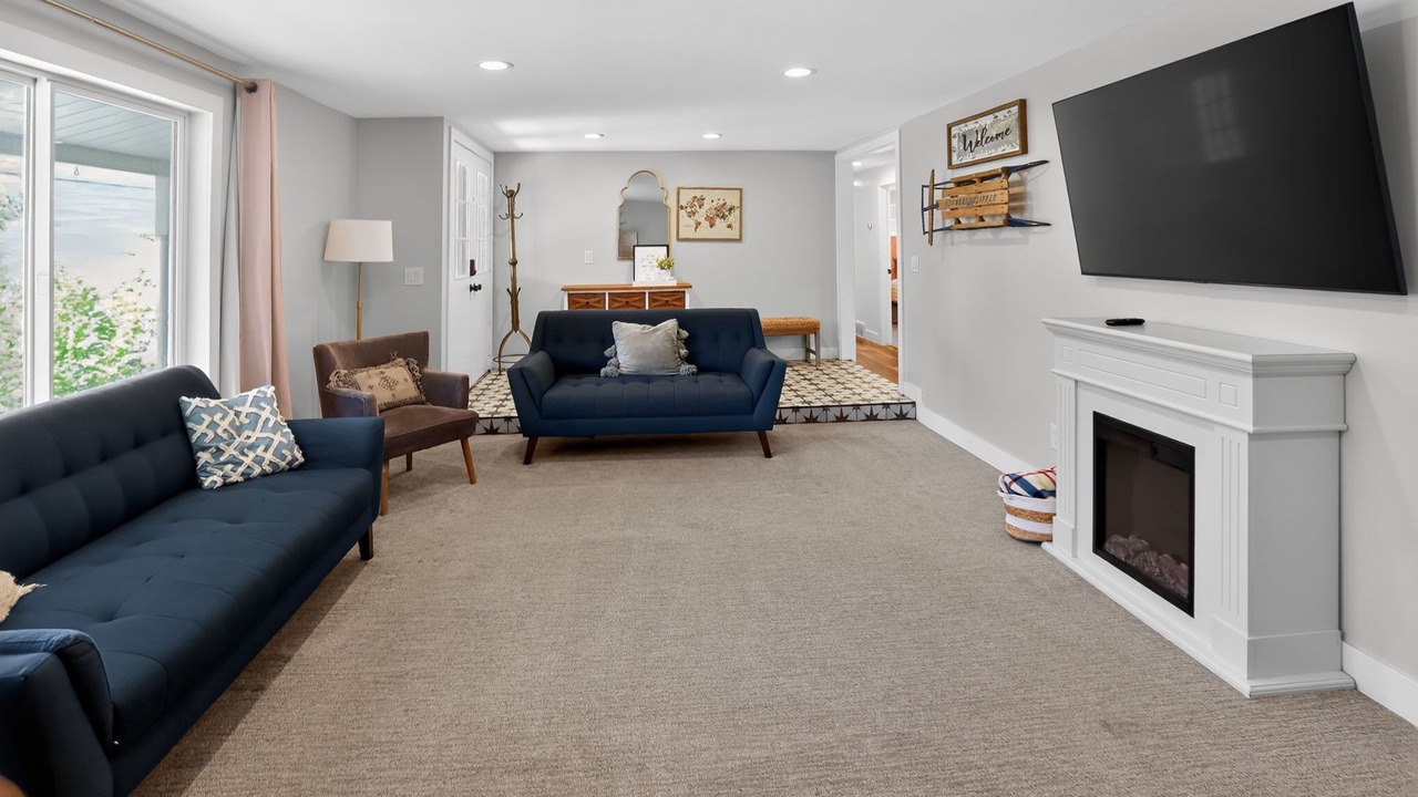Photo of Livingroom in Layton