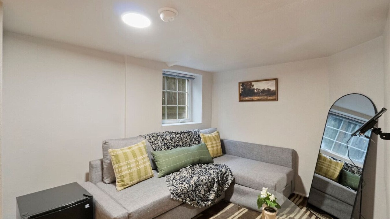 Photo of Livingroom in University District
