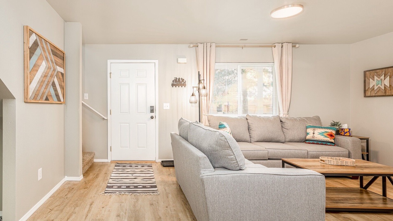 Photo of Livingroom in Veterans Park