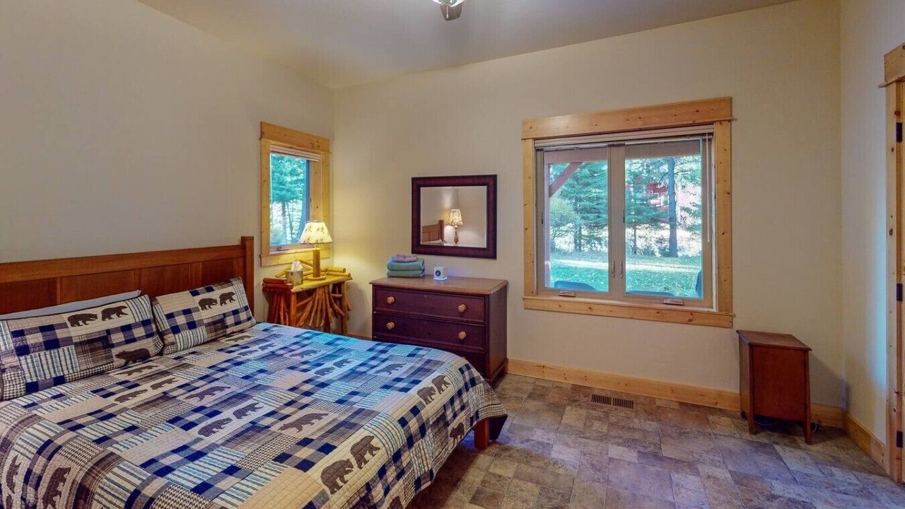 Photo of Bedroom in Joseph
