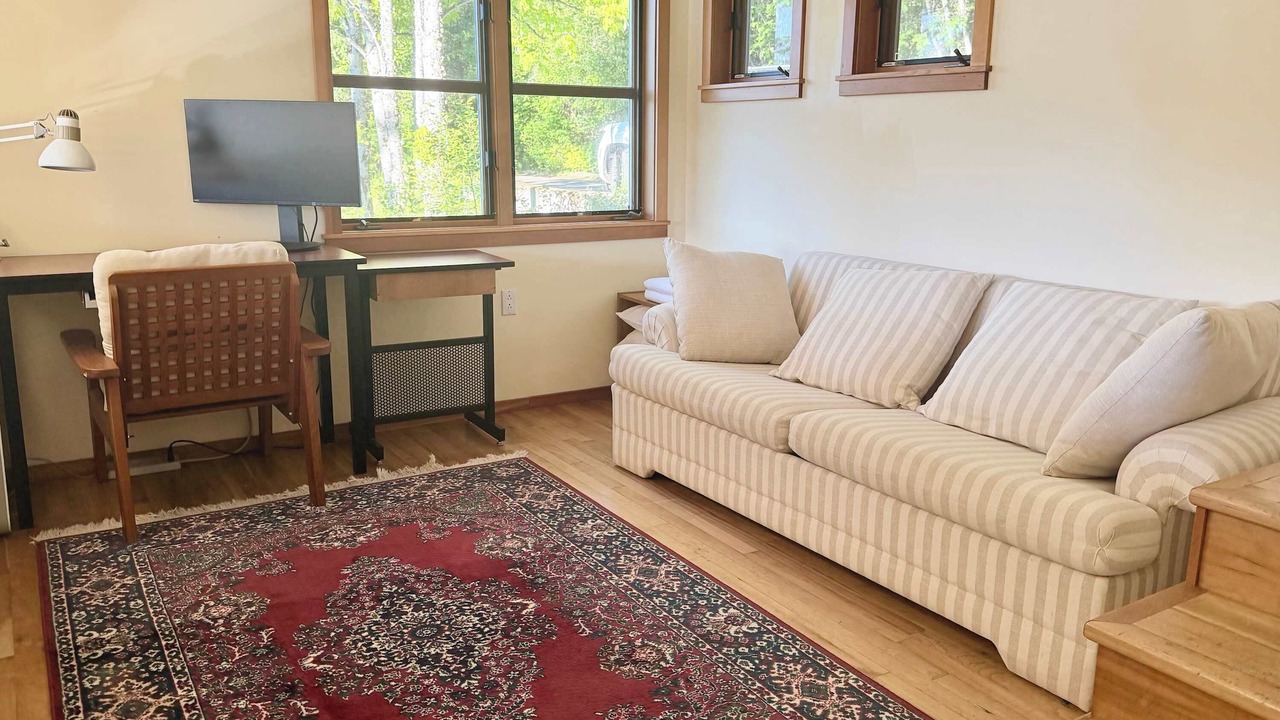 Photo of Livingroom in Hayden Lake