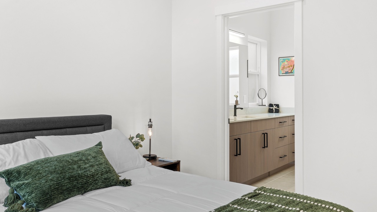 Photo of Bedroom in Mount Baker