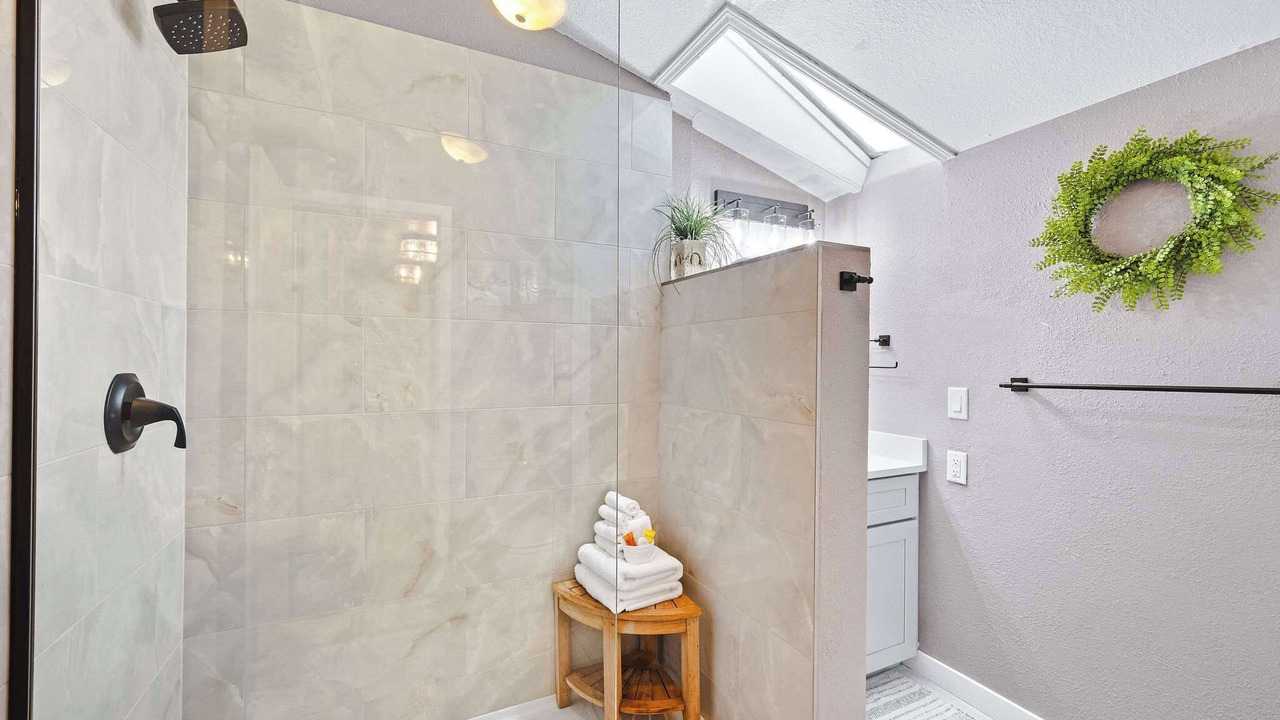 Photo of Bathroom in Garden District