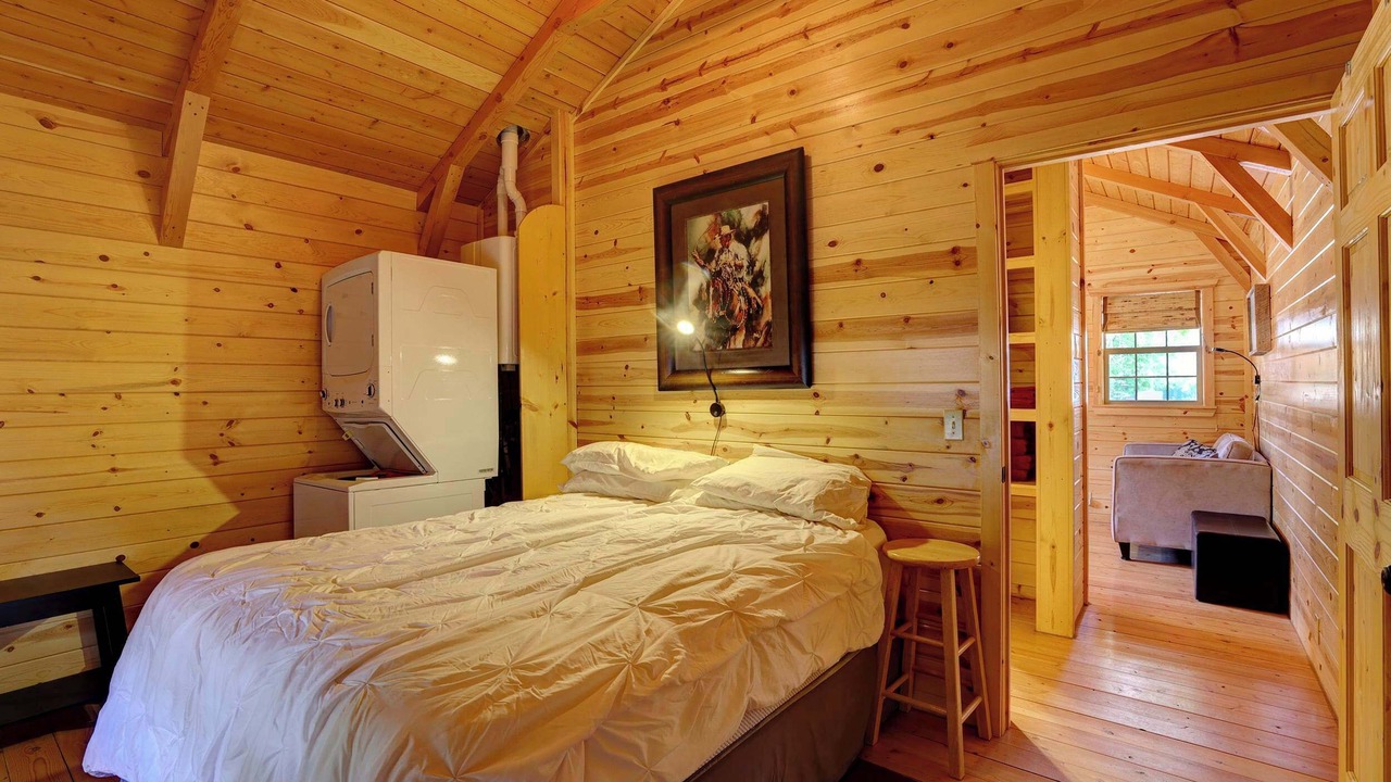 Photo of Bedroom in Dayton