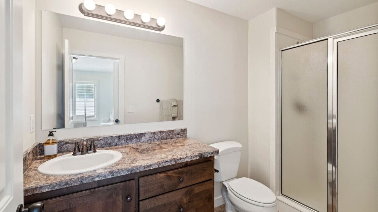 Photo of Bathroom in Logan