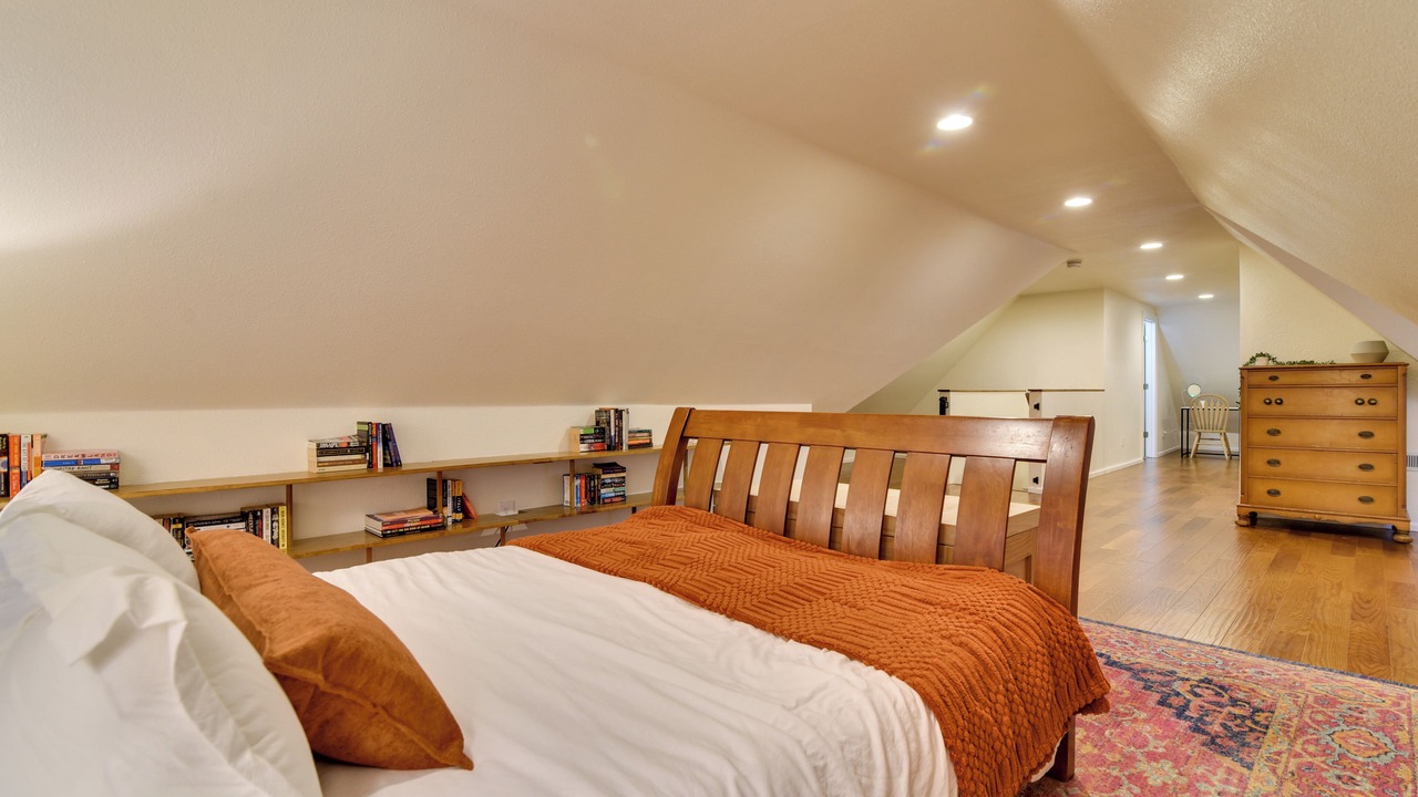 Photo of Bedroom in Eliot