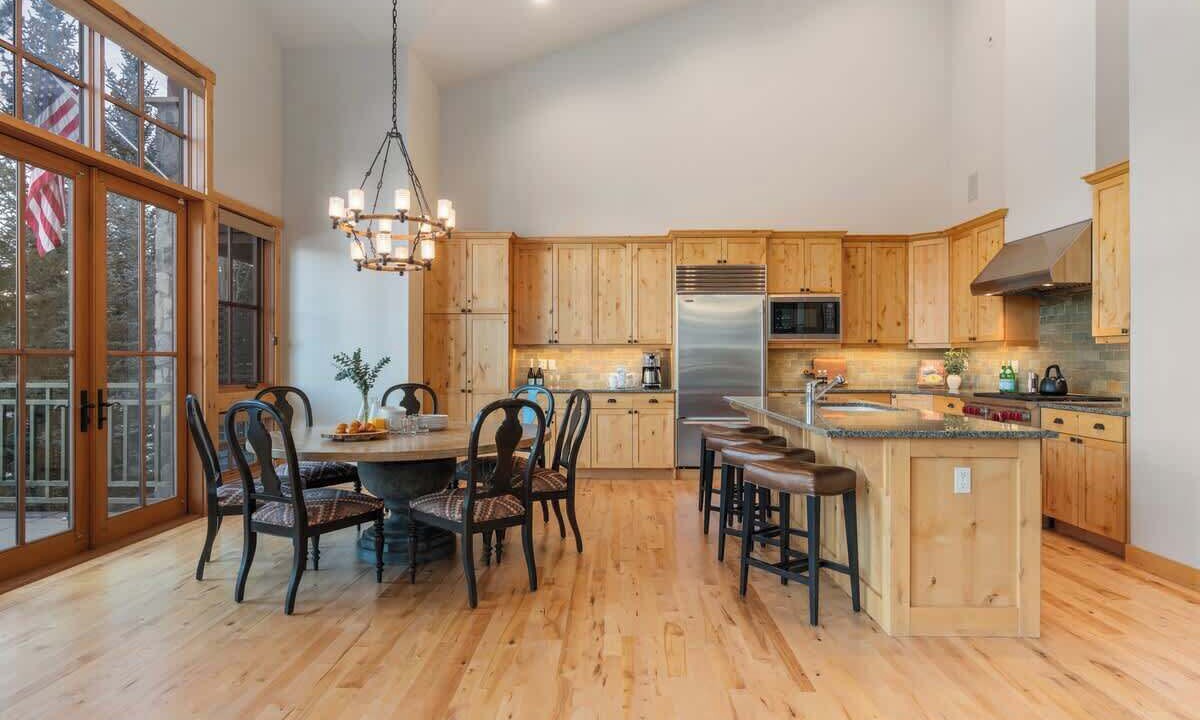 Photo of Kitchen in Elkhorn Village