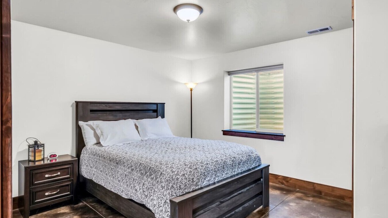 Photo of Bedroom in Harbor Village