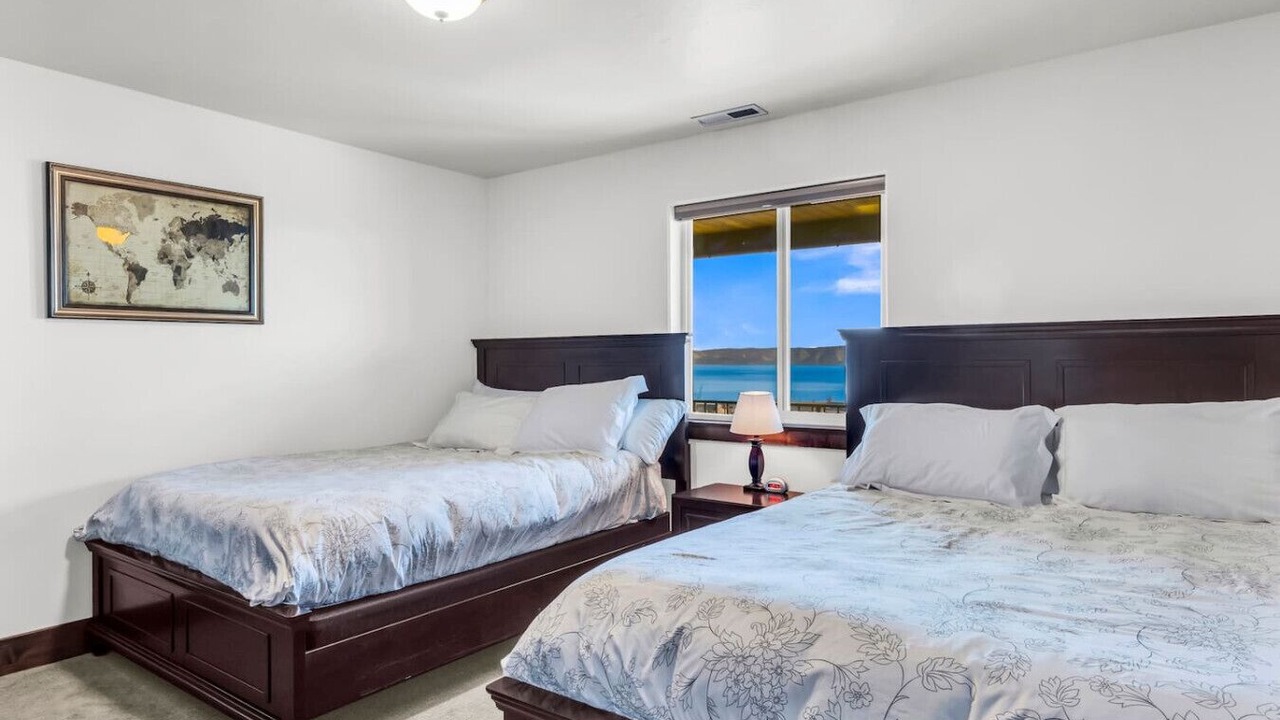 Photo of Bedroom in Harbor Village