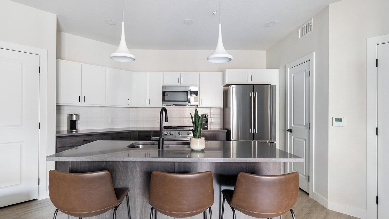 Photo of Kitchen in People's Freeway