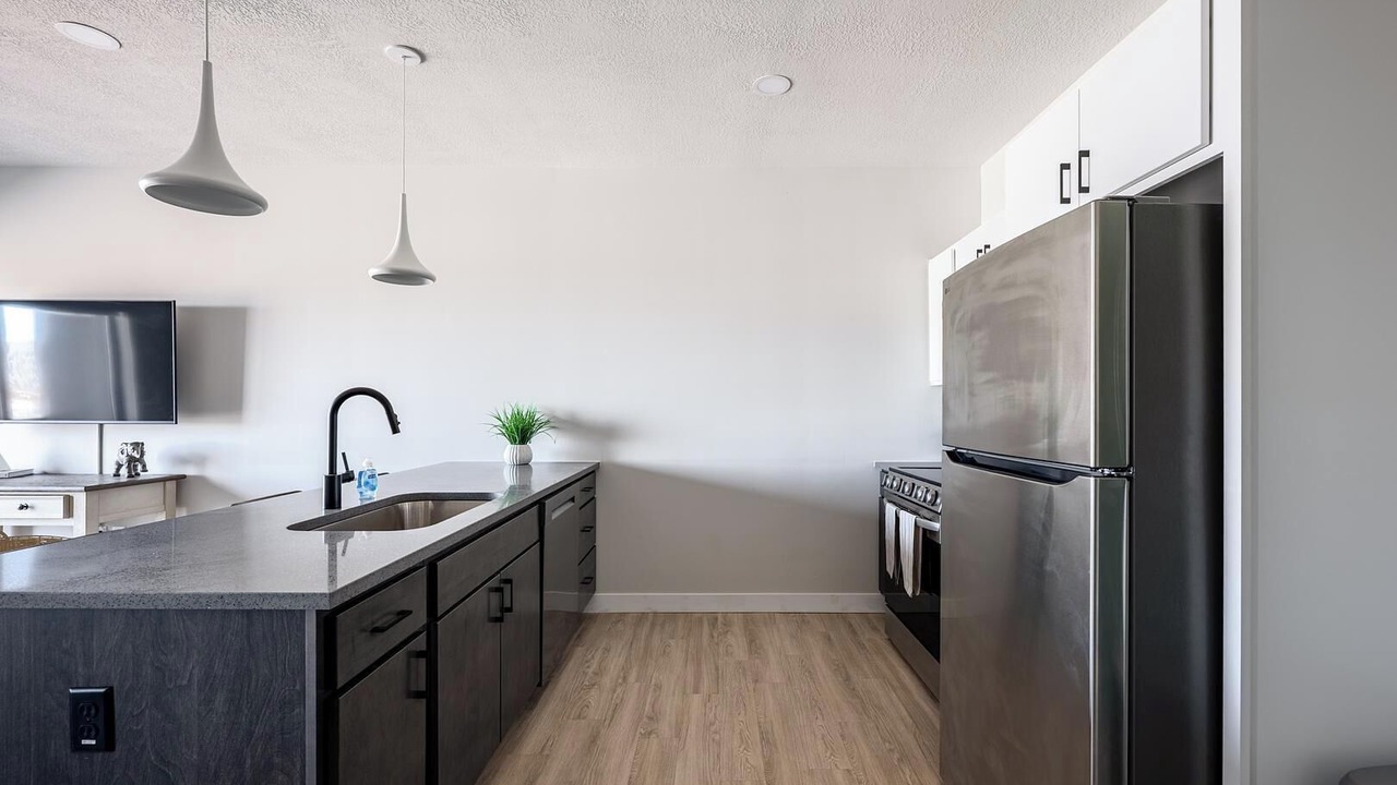 Photo of Kitchen in People's Freeway