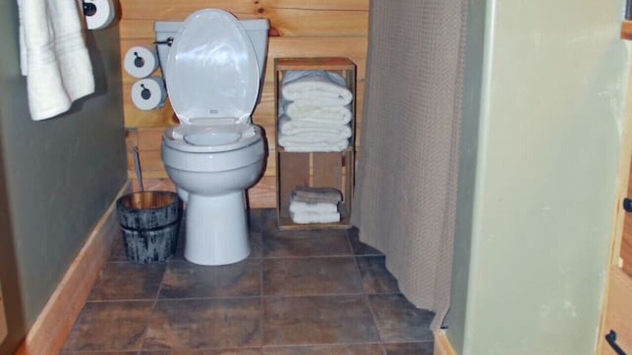Photo of Bathroom in Lazy Acres