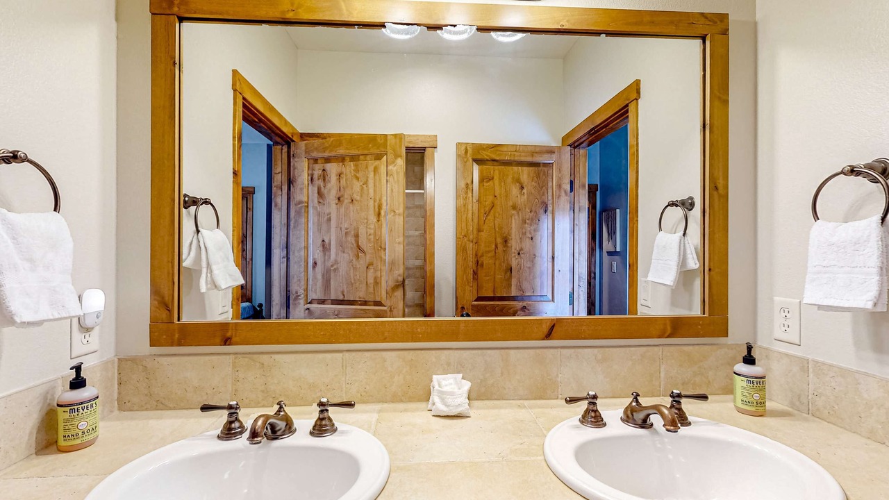 Photo of Bathroom in Tamarack Resort