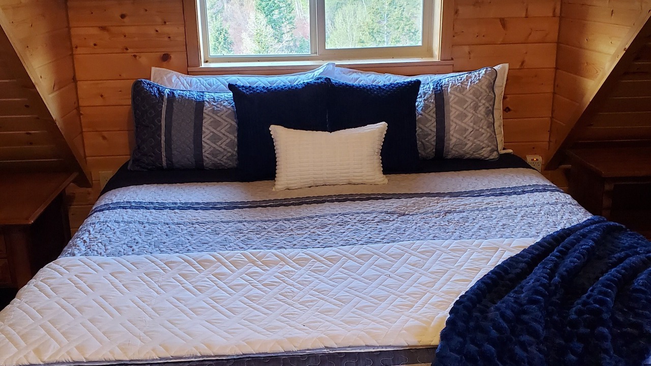 Photo of Bedroom in Soda Springs