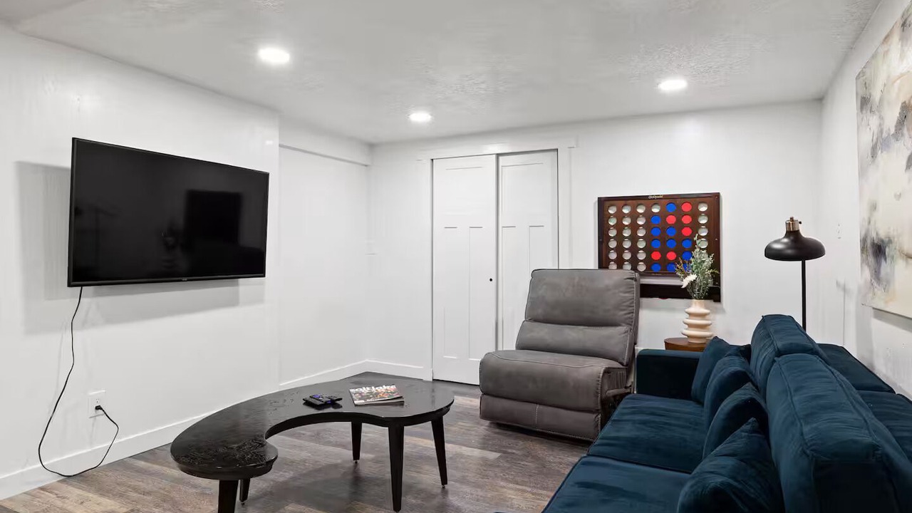 Photo of Livingroom in Holladay