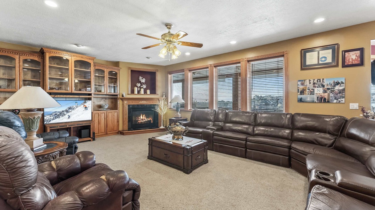 Photo of Livingroom in Layton