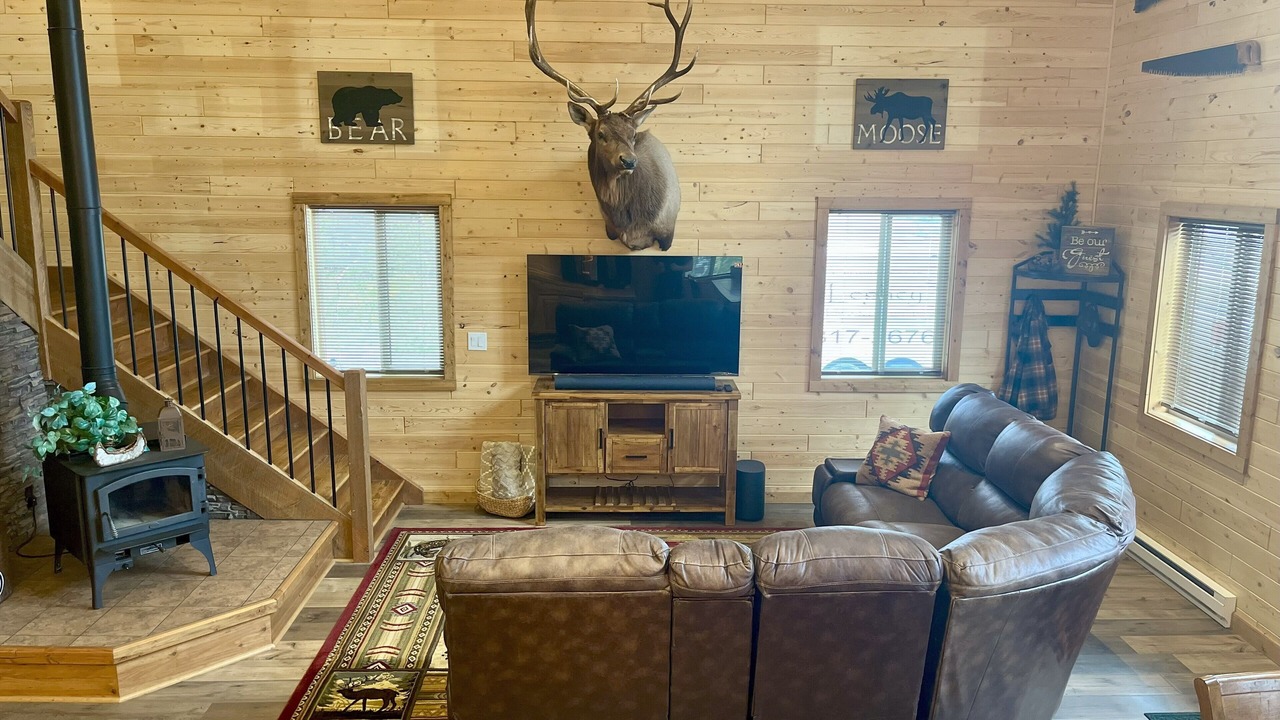 Photo of Livingroom in Last Chance