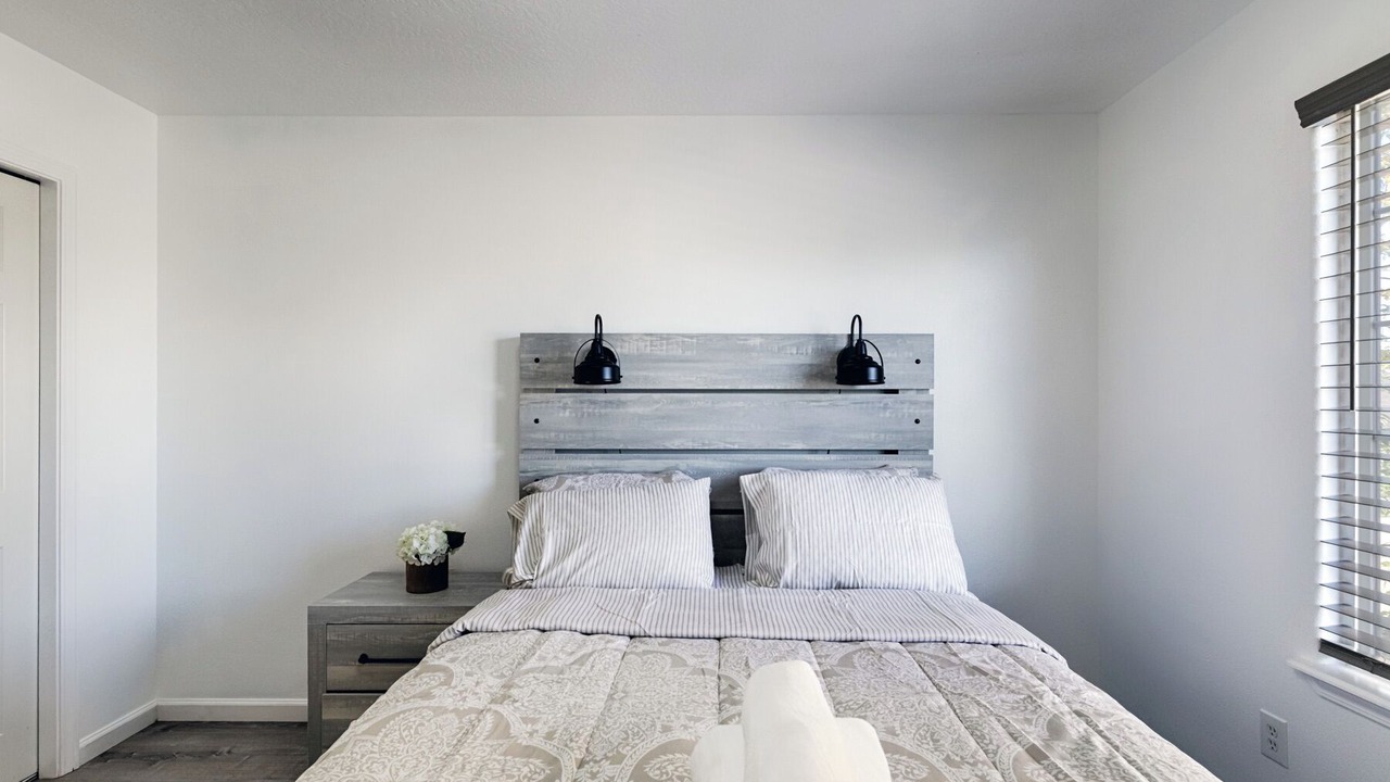 Photo of Bedroom in Caldwell