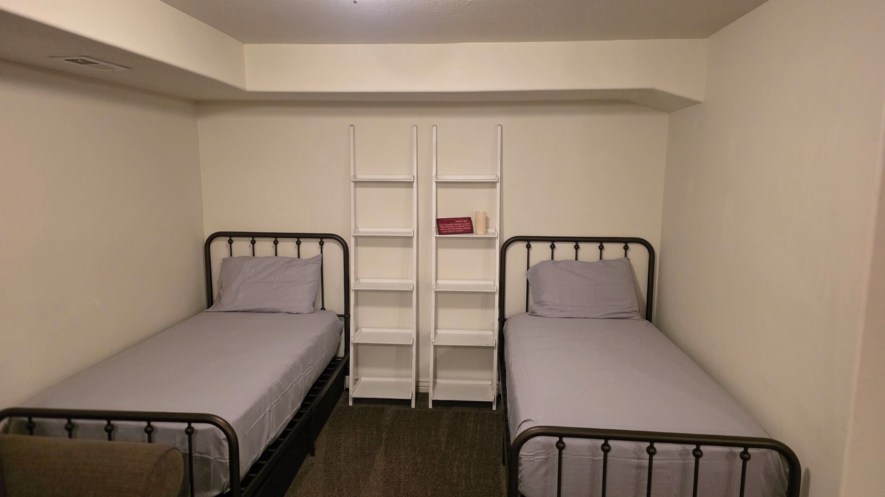 Photo of Bedroom in Layton