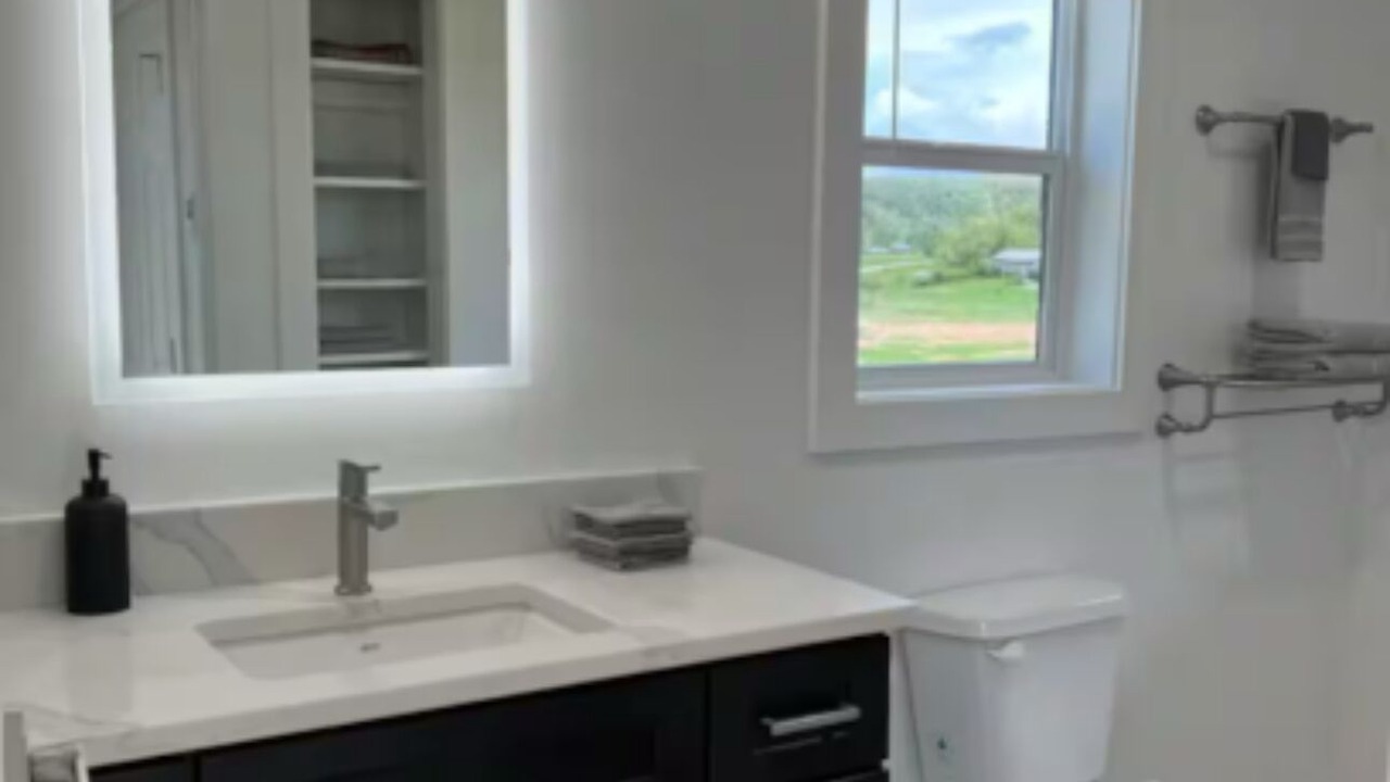 Photo of Bathroom in Palisades