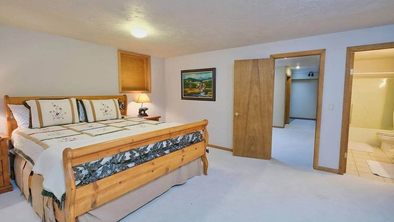Photo of Bedroom in Irwin