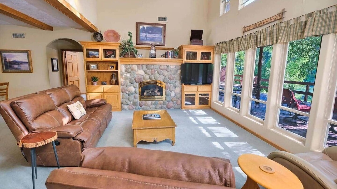 Photo of Livingroom in Irwin