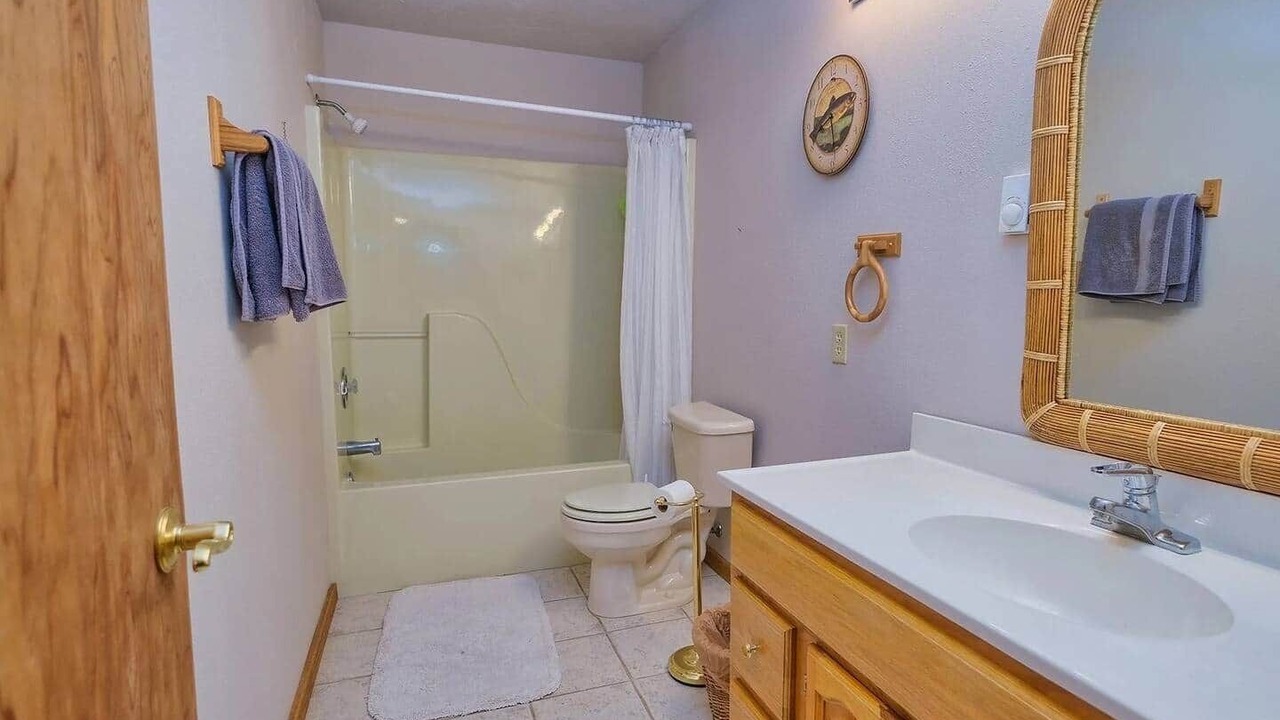 Photo of Bathroom in Irwin