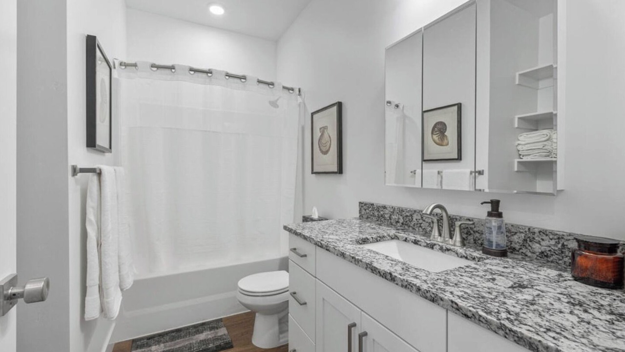 Photo of Bathroom in Sugar City