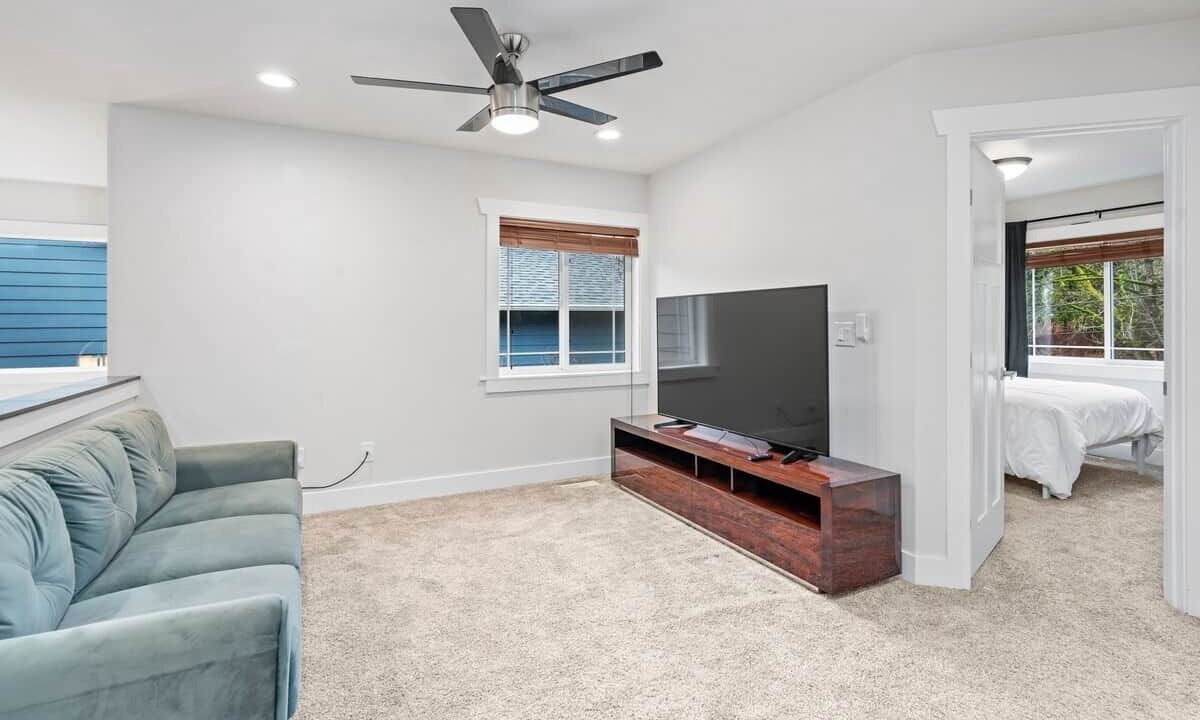 Photo of Livingroom in Renton
