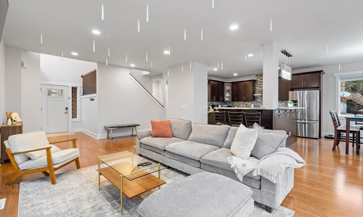 Photo of Livingroom in Renton
