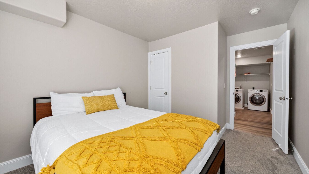 Photo of Bedroom in Garden City