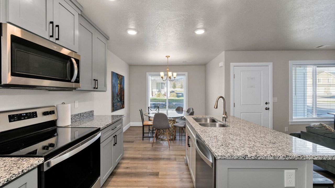 Photo of Kitchen in Garden City
