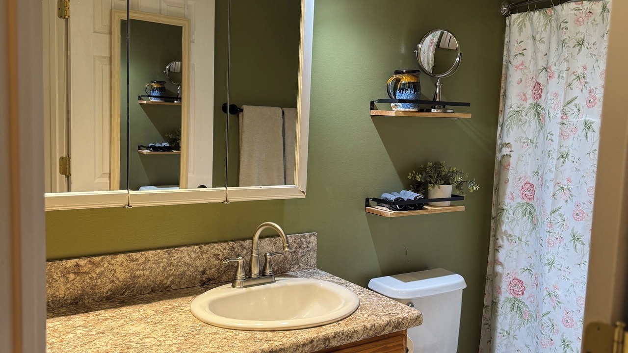 Photo of Bathroom in Ammon