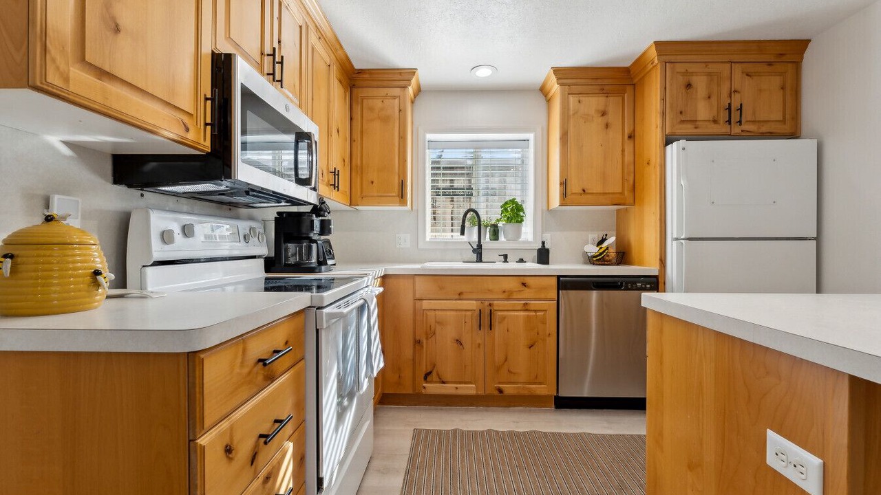 Photo of Kitchen in Logan