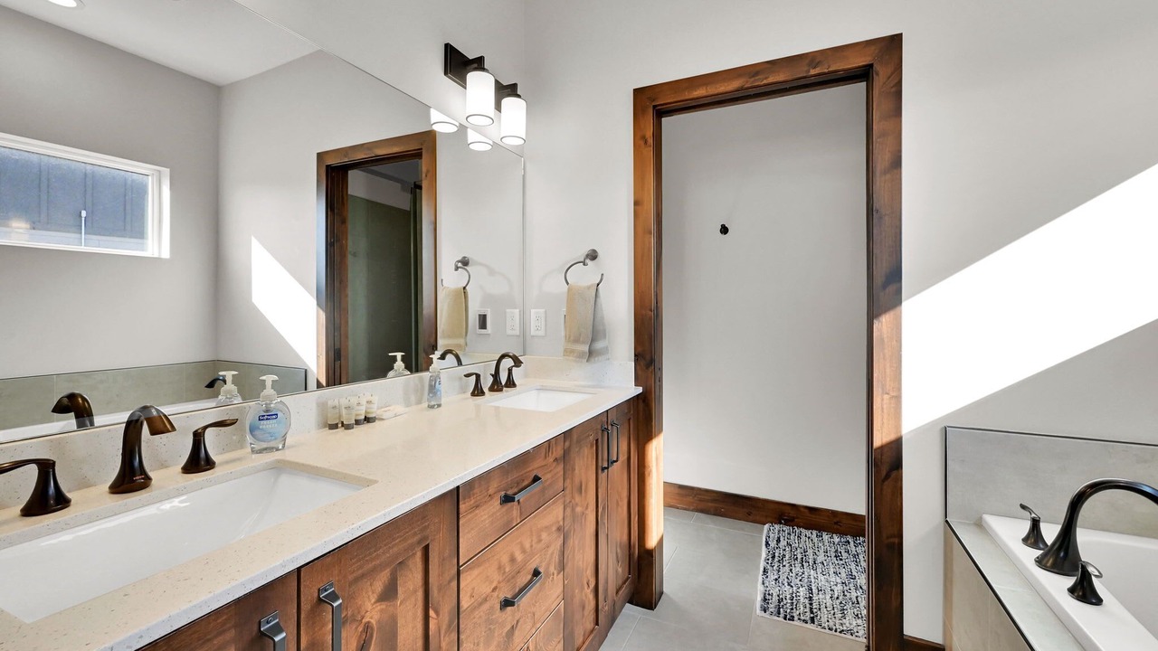 Photo of Bathroom in Wolf Creek